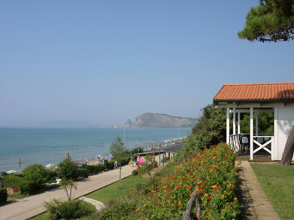 Settebello Village Fondi Exterior foto